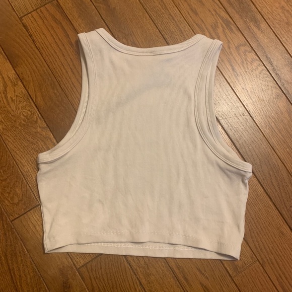 H&M Tank - Picture 2 of 3